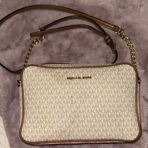 Michael Kors Beige and Brown Crossbody: In good condition